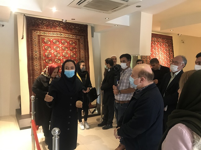 بازدید اعضای انجمن علمی طبیعت گردی ایران از موزه فرش و میراث جهانی گنبد قابوس