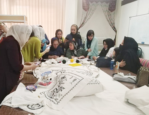 برگزاری کارگاه آموزشی سوزندوزی شاهکوه ویژه هنرمندان صنایع دستی شهرستان گرگان 