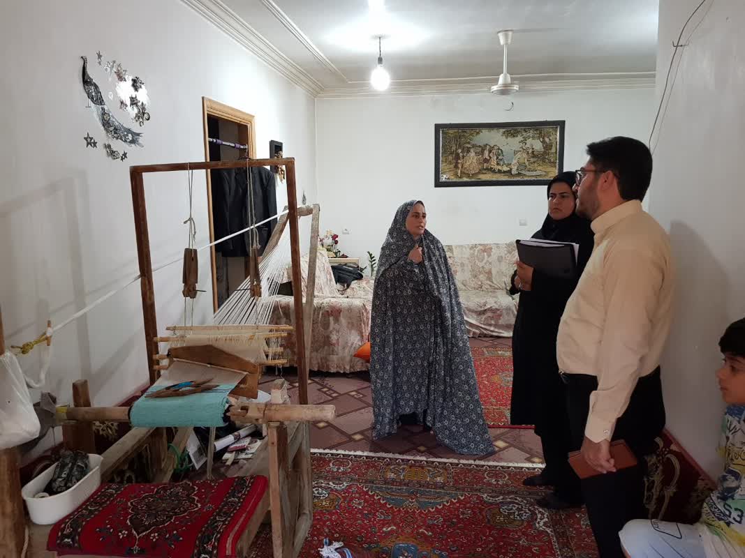 بازدید از محل فعالیت هنرمندان مشاغل خانگی بیمه شده شهرستان رامیان 
