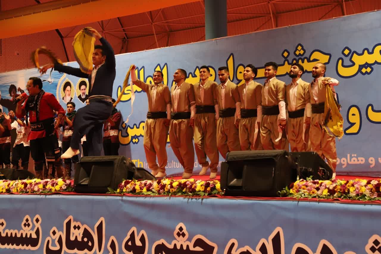 حال و هوای اولین شب از برگزاری شانزدهمین جشنواره بین المللی فرهنگ و اقتصاد اقوام ایران زمین