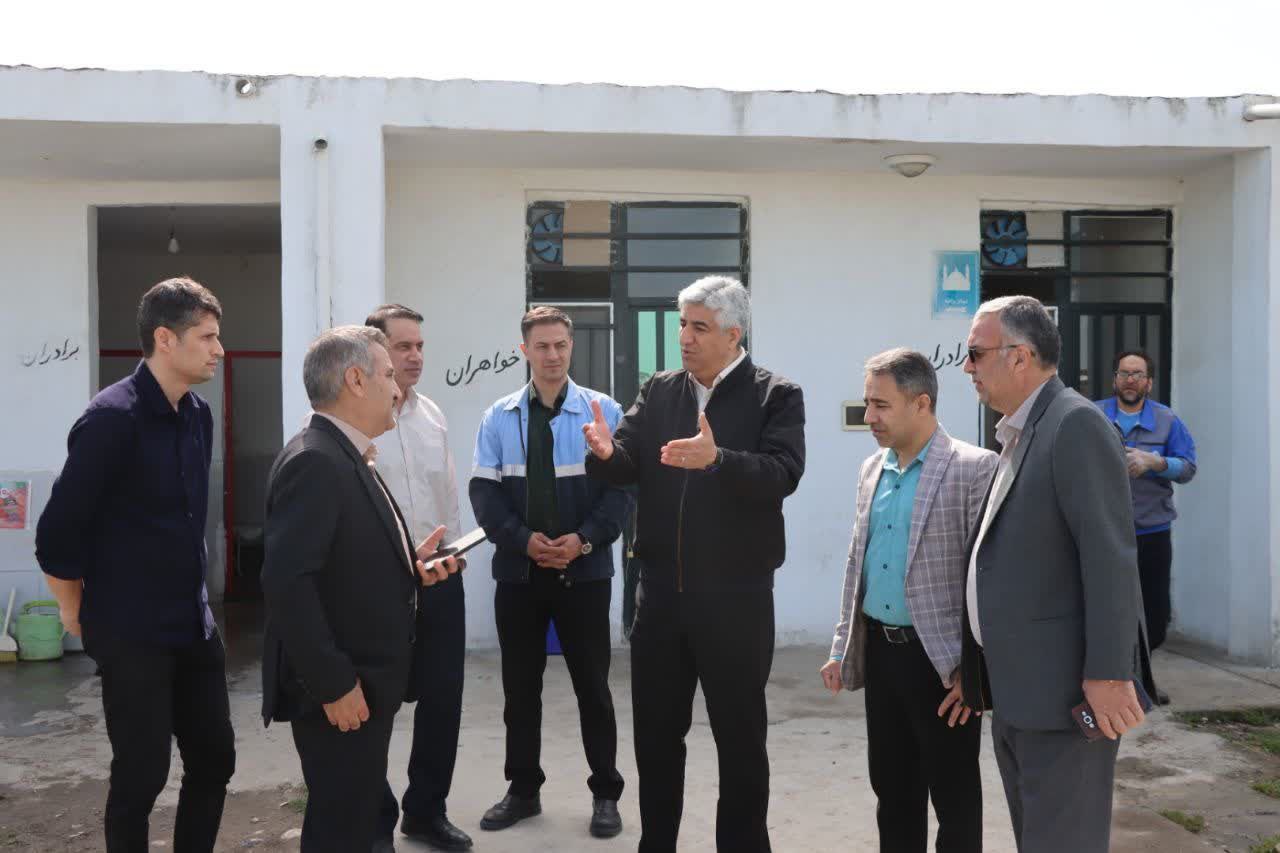 بازدید سرزده فرماندار و رییس ستاد اجرایی خدمات سفر شهرستان گالیکش از وضعیت اماکن عمومی در سطح شهر گالیکش