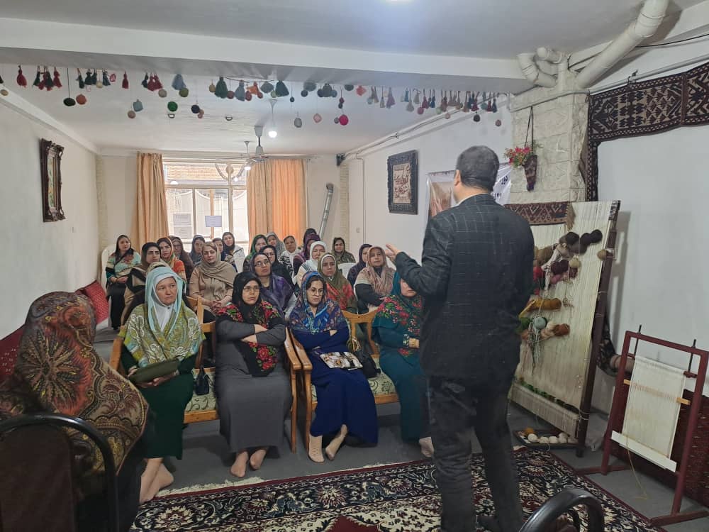 برگزاری دوره آوزشی ضمن خدمت بازاریابی و آشنایی با مفاهیم گردشگری در شهرستان بندرترکمن