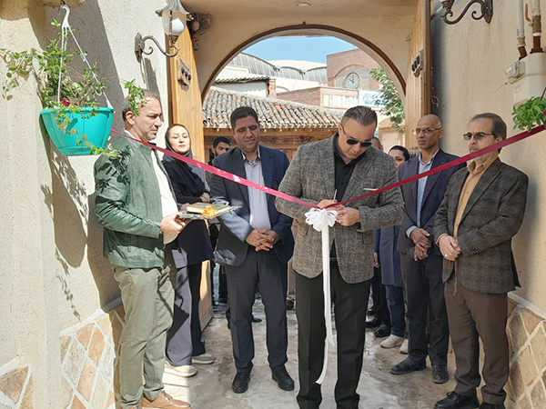 افتتاح دو سفره خانه سنتی در شهرستان گرگان 