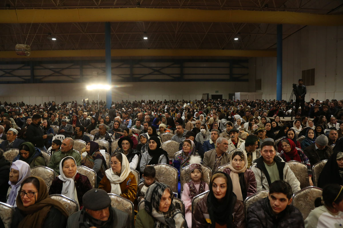 ثبت شبی پرجمعیت برای جشنواره فرهنگ اقوام/ موج حضور مردم در سالن موسیقی جشنواره