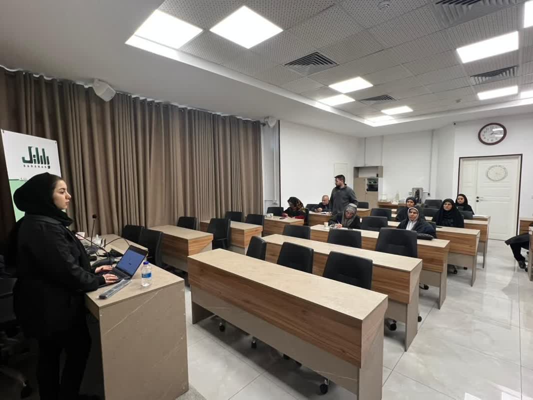 برگزاری پنل‌های آموزشی صنایع‌دستی در هفدهمین جشنواره بین‌المللی فرهنگ اقوام