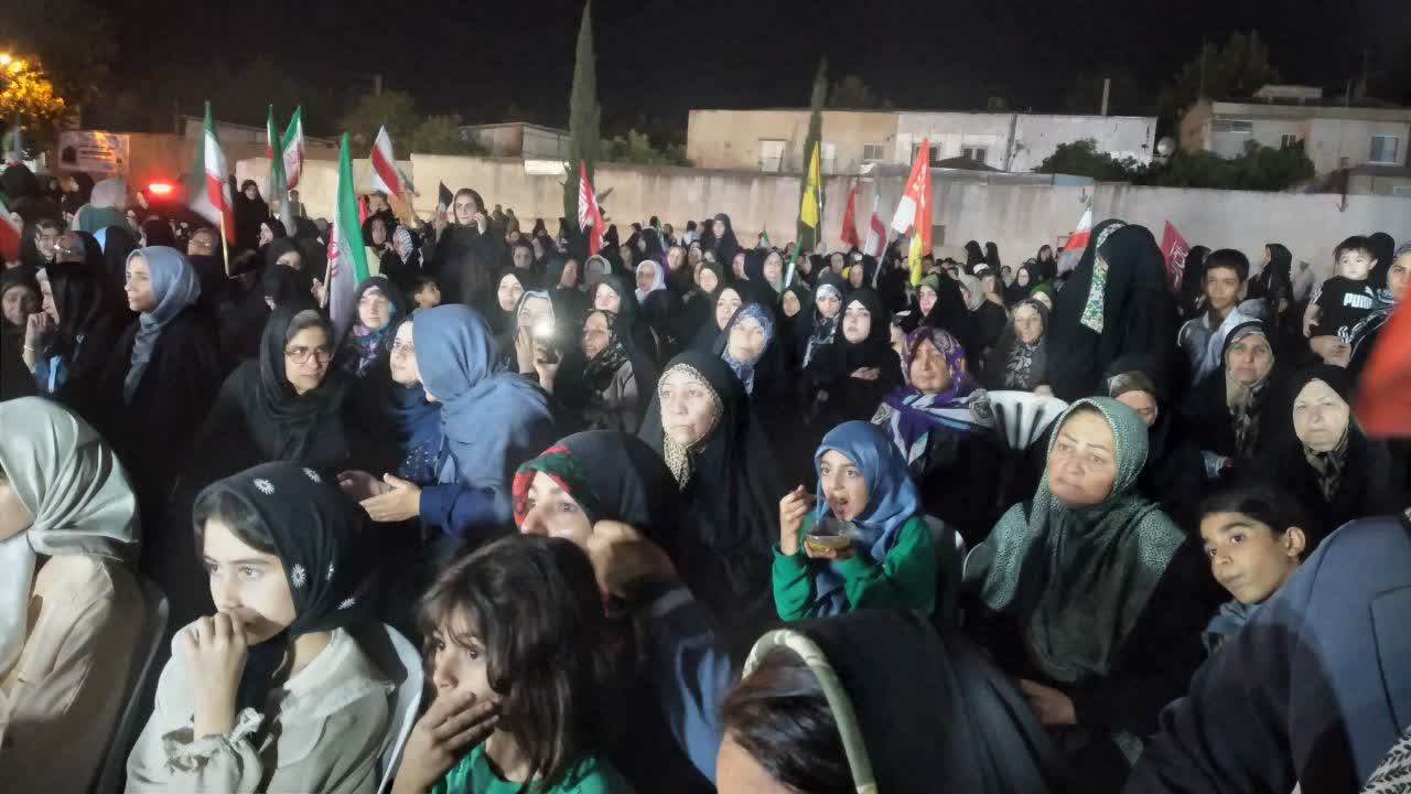 یادواره ۵۳۵ شهید شهرستان گنبدکاووس در جوار میراث جهانی گنبد قابوس برگزار شد