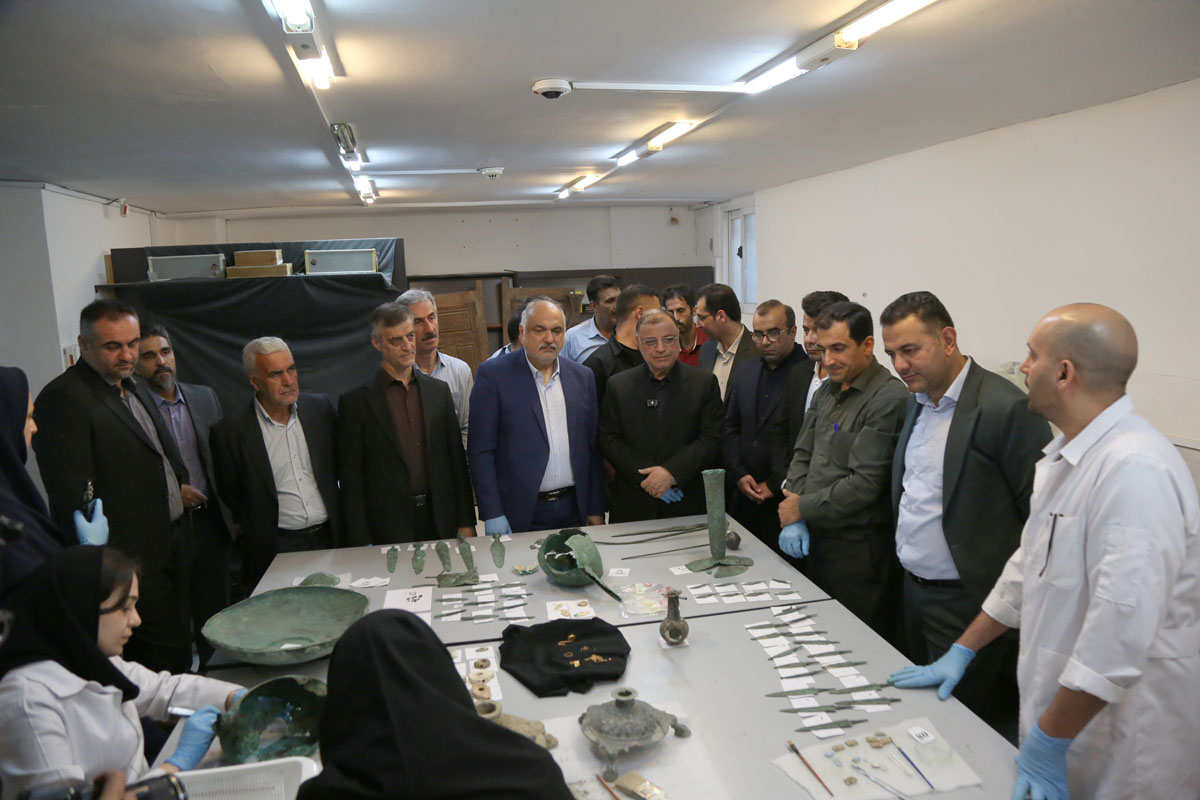 مرمت اشیای حاصل از کاوش محوطه کاروانزمین در استان گلستان با همکاری موزه ملی ایران/ مطالعات تخصصی برای تعیین قدمت دقیق آثار ادامه دارد مرمت اشیای حاصل از کاوش محوطه کاروانزمین در استان گلستان با همکاری موزه ملی ایران/ مطالعات تخصصی برای تعیین قدمت دقیق آثار ادامه دارد